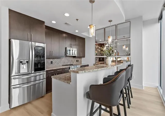 1st image of 1080 Peachtree St Ne #807, Atlanta, GA 30309 | MLS# 7814028