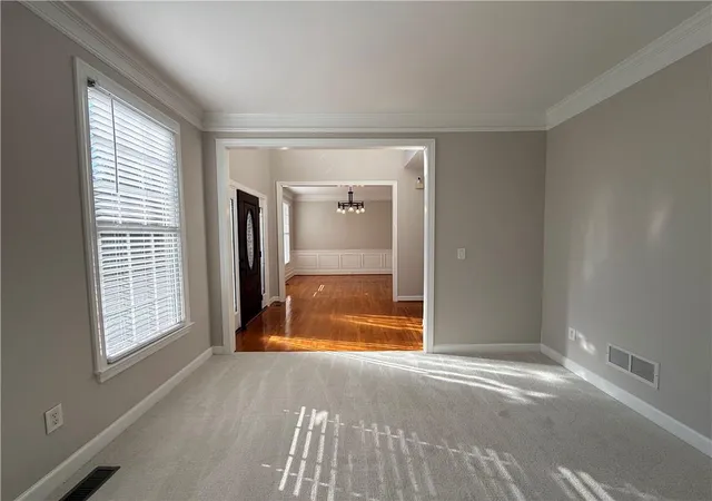 Photo 3 of Single family home for sale at 425 Arbor Crk Overlook, Roswell, GA 30076 | MLS# 7822278 | Listing updated on 2026-08-16