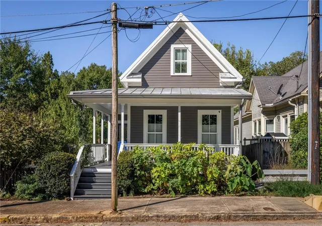 Photo 1 of Single family home for sale at 606 Pickett St Se, Atlanta, GA 30316 | MLS# 7854372 | Listing updated on 2026-10-19
