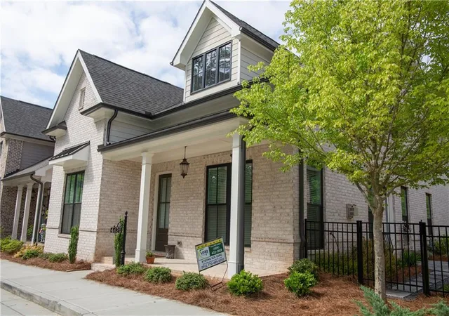 Photo 3 of Single family home for sale at 4420 Waterside Pkwy, Peachtree Corners, GA 30092 | MLS# 7758945 | Listing updated on 2026-08-19