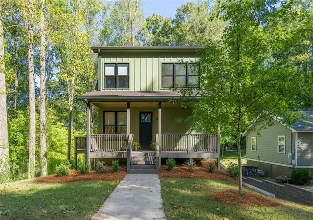 Single family home for sale at 1453 Bridges Ave SW, Atlanta, GA 30310 | MLS# 7793354