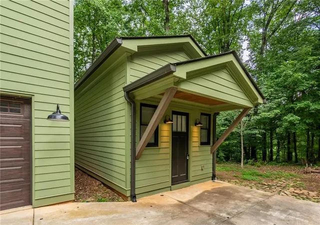 Photo 2 of Single family home for sale at 1453 Bridges Ave SW, Atlanta, GA 30310 | MLS# 7793354 | Listing updated on 2026-09-22