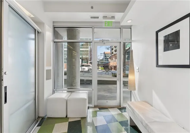 3rd image of 845 Spring St Nw #B, Atlanta, GA 30308 | MLS# 7744490