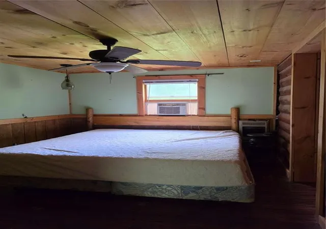 Photo 4 of Sale Pending at 49 Deer Trl, Mineral Bluff, GA 30559 | MLS# 7811218 | Listing updated on 2026-09-13