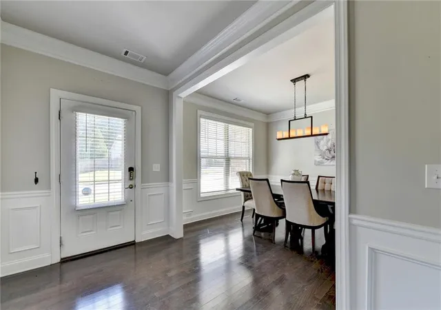 Photo 3 of Single family home for sale at 3860 Grandview Manor Dr, Cumming, GA 30028 | MLS# 7826765 | Listing updated on 2026-09-17