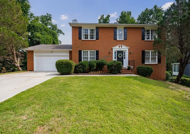 4th image of 861 Lagoon Ct, Stone Mountain, GA 30083 | MLS# 7801171