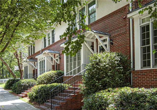 1st image of 130 Church St, Decatur, GA 30030 | MLS# 7810532