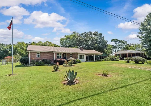 1st image of 2342 Washington Hwy, Elberton, GA 30635 | MLS# 7825322