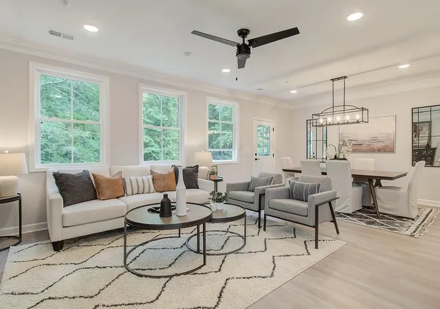 Photo 3 of Sale Pending at 352 Marigold Ln, Woodstock, GA 30188 | MLS# 7752640 | Listing updated on 2026-07-20