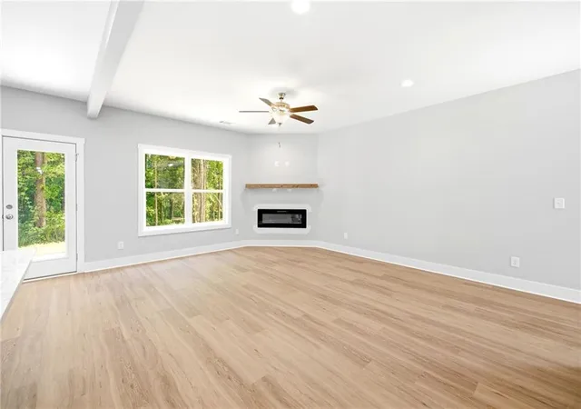 Photo 4 of Single family home for sale at 318 Stonington Dr, Mount Airy, GA 30563 | MLS# 7819362 | Listing updated on 2026-09-28