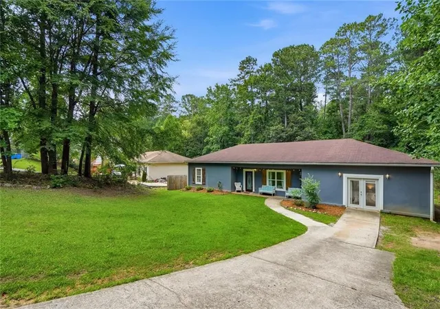 Homes for sale in Monticello, GA | 10 Goldeneye Ct, Monticello, GA 31064 | MLS# 7789900