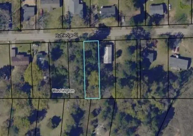 1st image of 122 Rutledge St, Washington, GA 30673 | MLS# 7823135