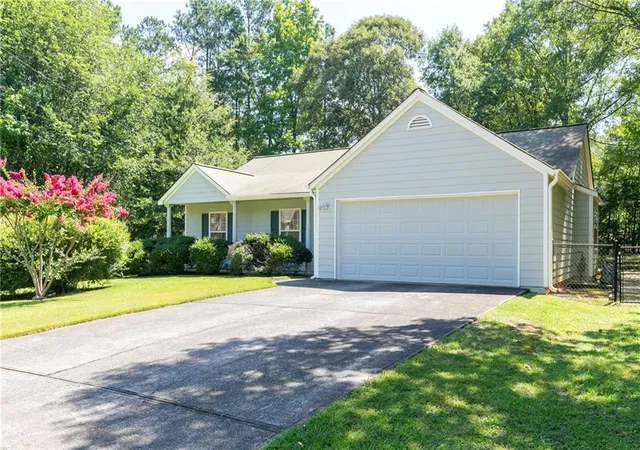Homes for sale in Woodstock, GA | 5021 River Rock Wy, Woodstock, GA 30188 | MLS# 7800007
