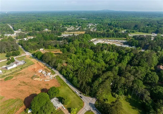 2nd image of 3989 Flint Hill Rd, Powder Springs, GA 30127 | MLS# 7530542