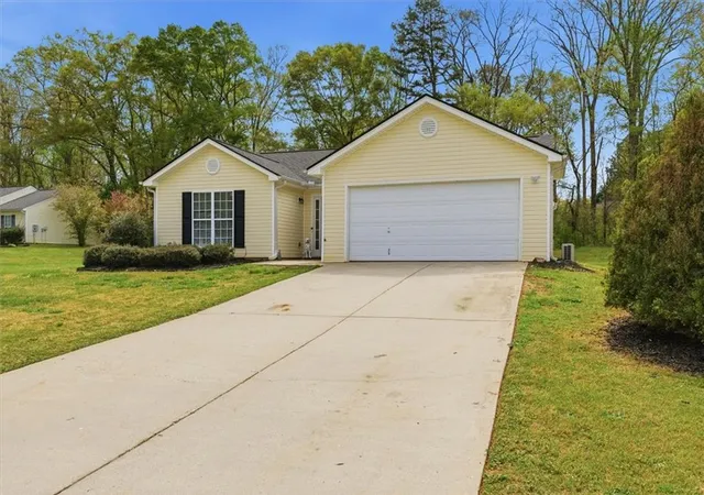 Homes for sale in Winder, GA | 1587 Brush Creek Dr, Winder, GA 30680 | MLS# 7749075