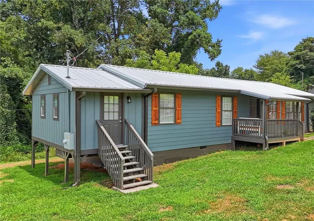 2nd image of 165 Cherokee Ave, Ball Ground, GA 30107 | MLS# 7805109