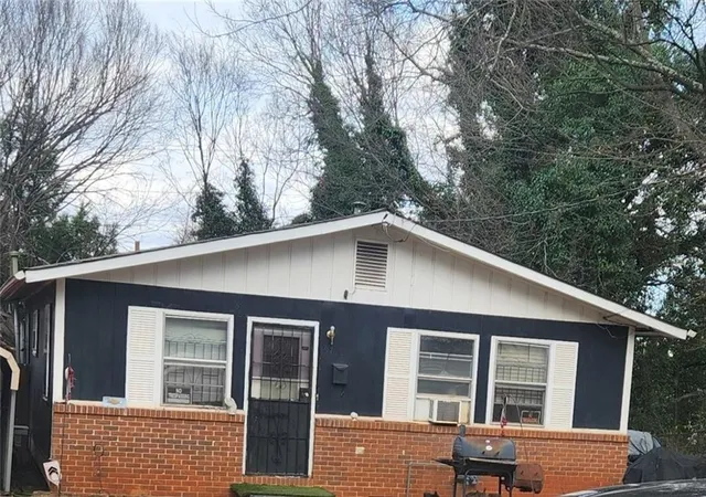 Photo 1 of Sale Pending at 197 Doane St Sw, Atlanta, GA 30315 | MLS# 7708334 | Listing updated on 2026-08-01