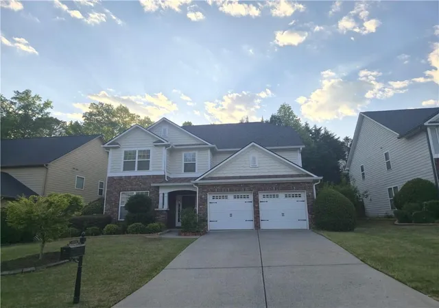 Homes for sale in Suwanee, GA | 3825 Seaton Dr, Suwanee, GA 30024 | MLS# 7802114