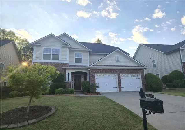 3rd image of 3825 Seaton Dr, Suwanee, GA 30024 | MLS# 7802114
