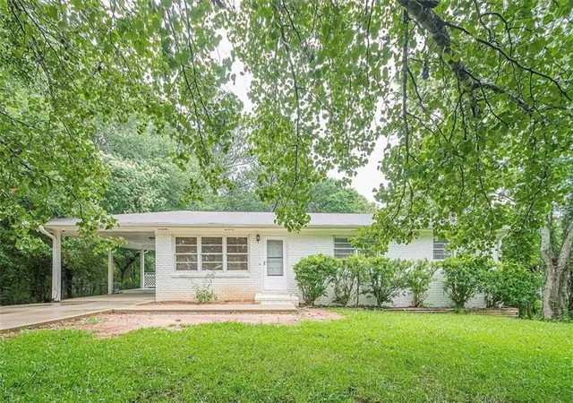 Photo 1 of Single family home for sale at 960 Old Canton Rd, Marietta, GA 30068 | MLS# 7829953 | Listing updated on 2026-09-09
