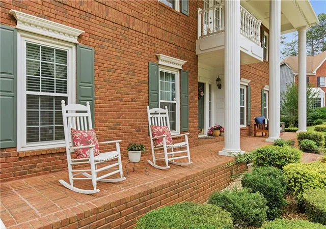 Homes for sale in Suwanee, GA | 2640 Peregrine Ct, Suwanee, GA 30024 | MLS# 7772712