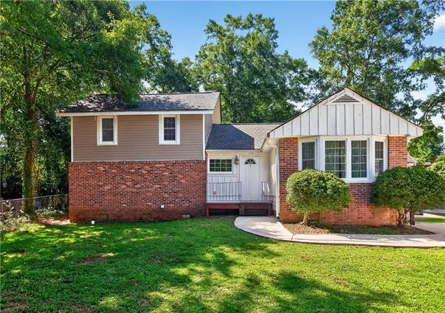 1st image of 706 Kingston Rd, Thomaston, GA 30286 | MLS# 7794694