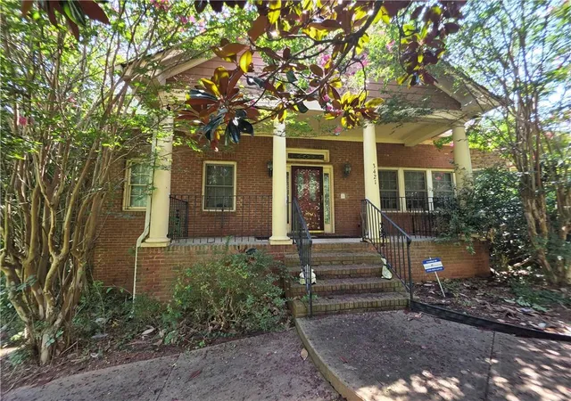 2nd image of 3421 Rainbow Dr, Decatur, GA 30034 | MLS# 7811502