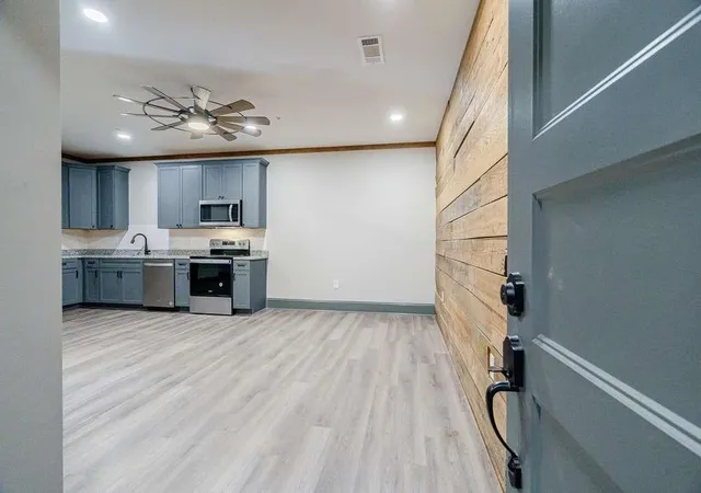 2nd image of 34 Depot Unit 22 St, Hartwell, GA 30643 | MLS# 7780787