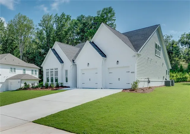 Photo 2 of Single family home for sale at 4810 Gadwall Way, Cumming, GA 30028 | MLS# 7818576 | Listing updated on 2026-09-20