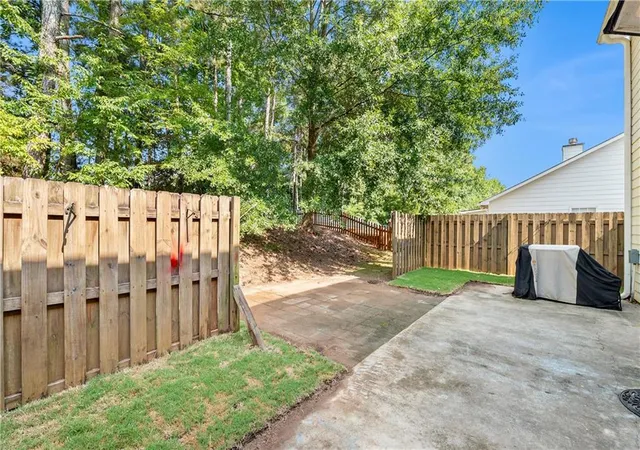 Homes for sale in Suwanee, GA | 3510 Highland Bluff Dr, Suwanee, GA 30024 | MLS# 7794905