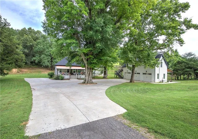 1st image of 182 Henry Mack Hl Rd, Rydal, GA 30171 | MLS# 7789142