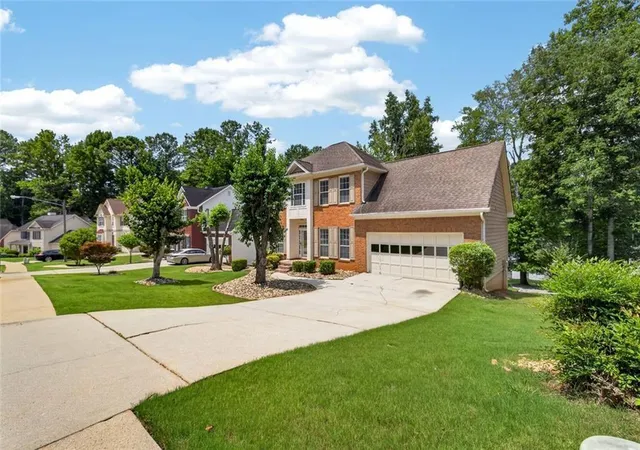 4th image of 6971 Waters Edge Dr, Stone Mountain, GA 30087 | MLS# 7800586