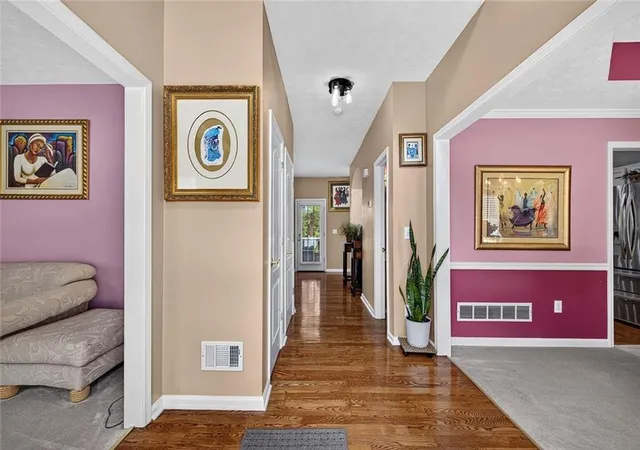 5th image of 6971 Waters Edge Dr, Stone Mountain, GA 30087 | MLS# 7800586