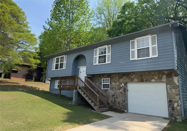 2nd image of 3090 Creel Rd, Atlanta, GA 30349 | MLS# 7749667