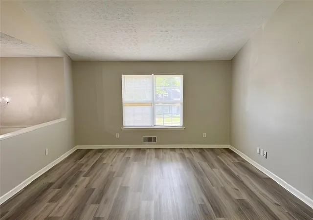 3rd image of 3090 Creel Rd, Atlanta, GA 30349 | MLS# 7749667