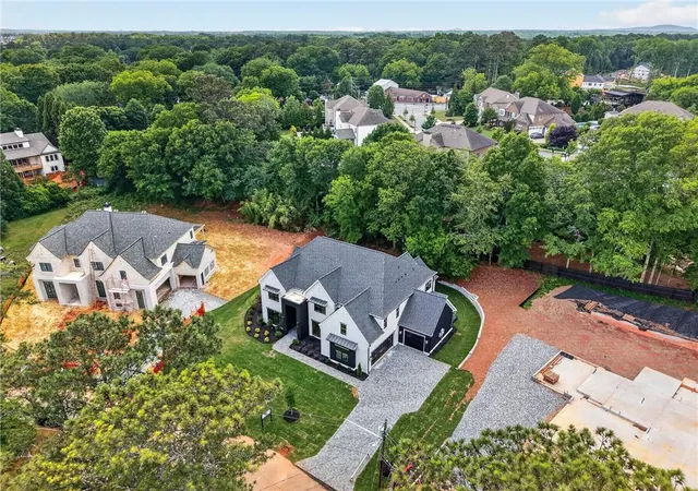 39th image of 423 Lynne Cir, Alpharetta, GA 30009 | MLS# 7778427