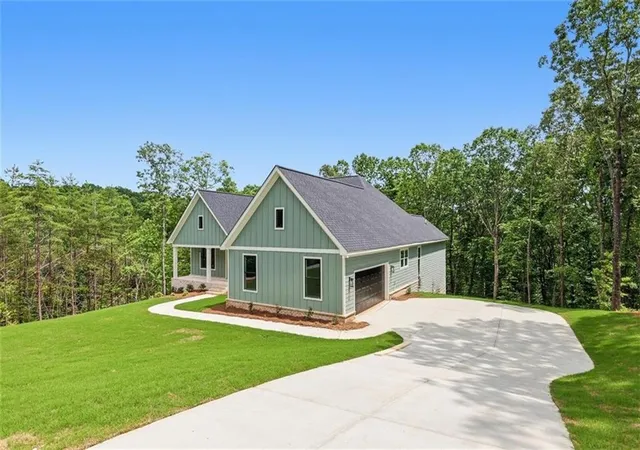 Homes for sale in Clarkesville, GA | 125 Scarlett Pippin Dr, Clarkesville, GA 30523 | MLS# 7763833