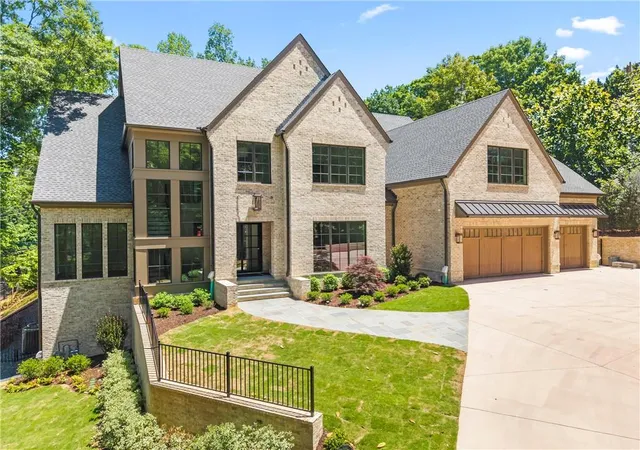 4th image of 95 Blackland Rd Nw, Atlanta, GA 30342 | MLS# 7767309