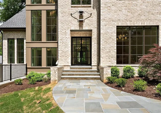 5th image of 95 Blackland Rd Nw, Atlanta, GA 30342 | MLS# 7767309