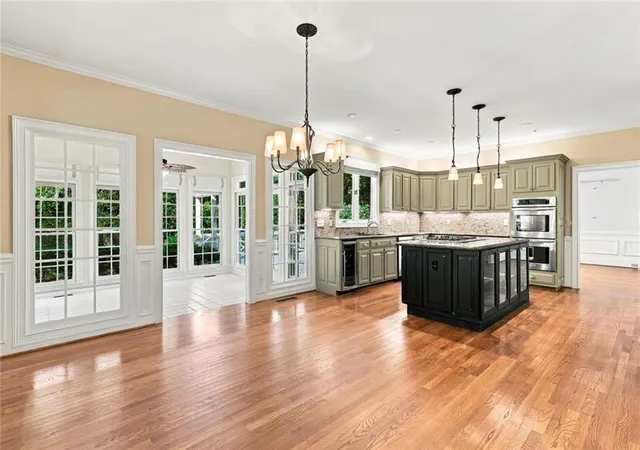 Photo 1 of Single family home for sale at 5358 Brooke Farm Dr, Atlanta, GA 30338 | MLS# 7856574 | Listing updated on 2026-10-27