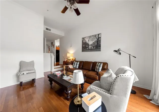5th image of 4248 River Grn Dr NW, Atlanta, GA 30327