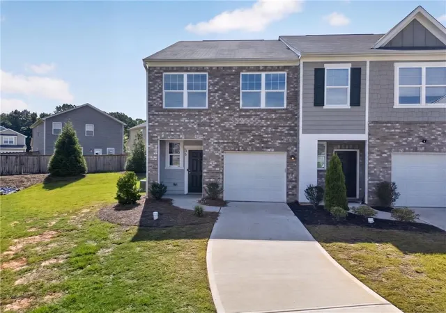 1st image of 579 Magnolia Cir, Palmetto, GA 30268 | MLS# 7824078