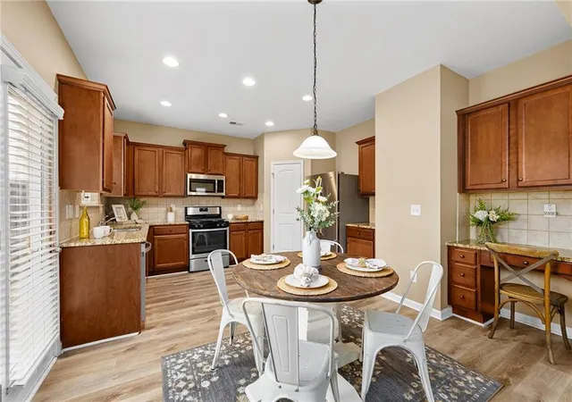 Photo 3 of Sale Pending at 523 Gardenview Rd, Canton, GA 30114 | MLS# 7797446 | Listing updated on 2026-09-30