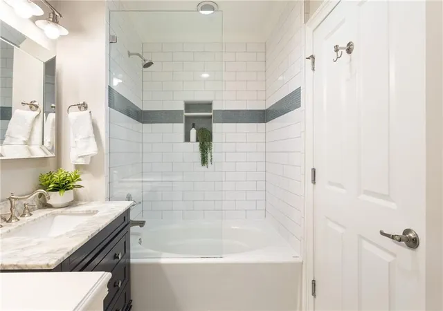 2nd image of 2255 Peachtree Rd Ne #326, Atlanta, GA 30309 | MLS# 7731066