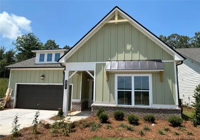 1st image of 1549 Assembly Cir, Gainesville, GA 30501 | MLS# 7817177