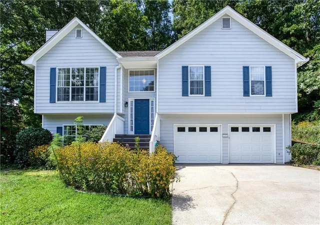 Photo 3 of Single family home for sale at 3705 Winding Trl, Douglasville, GA 30135 | MLS# 7820162 | Listing updated on 2026-09-10