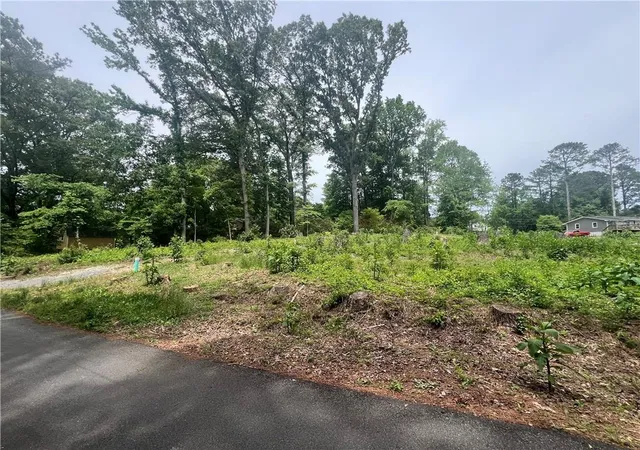 Photo 1 of Sale Pending at 4630 White Lake Dr Nw, Acworth, GA 30101 | MLS# 7761103 | Listing updated on 2026-09-10