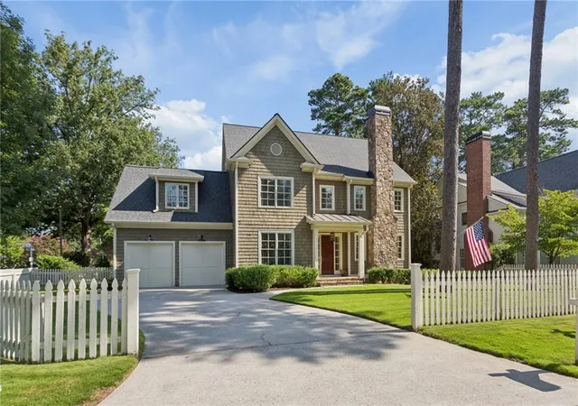 Photo 2 of Sale Pending at 845 Wilson Rd Nw, Atlanta, GA 30318 | MLS# 7822317 | Listing updated on 2026-09-12