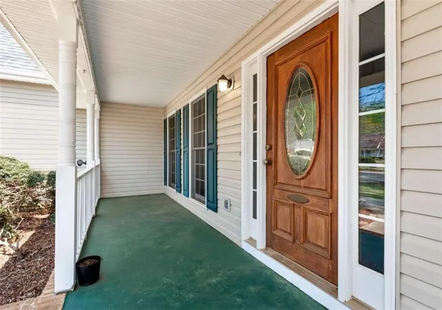 3rd image of 1173 Overland Park Dr, Braselton, GA 30517 | MLS# 7826516