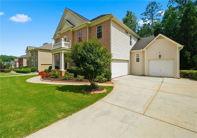 Photo 2 of Single family home for sale at 3352 Walnut Ridge, Atlanta, GA 30349 | MLS# 7793297 | Listing updated on 2026-08-30